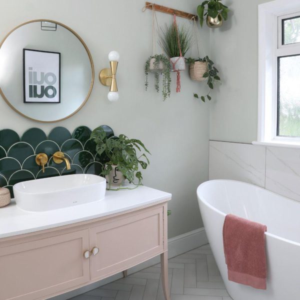 Scallop Tile Roo Scallop wall tiles - Classic Elegance | Marlborough Tiles | US